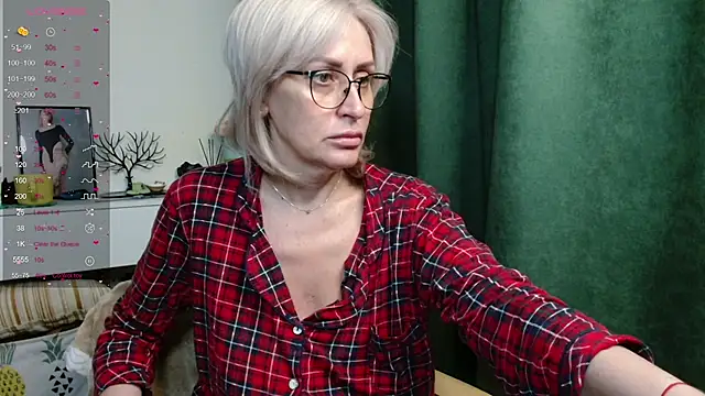 Snapshot of PamellaMurphy chatting on 05-14-26, 11:46 PamellaMurphy online show from 05-14-26, 11:46