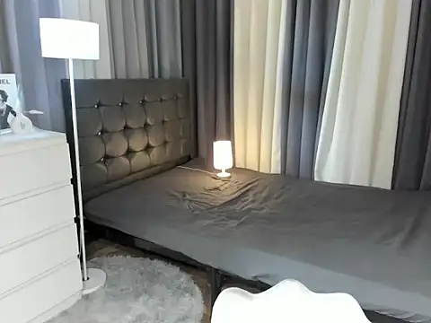 Blaire Samantha online show from 10-07-25, 06:58