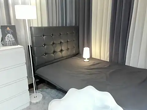 Blaire Samantha online show from 12-02-25, 07:54