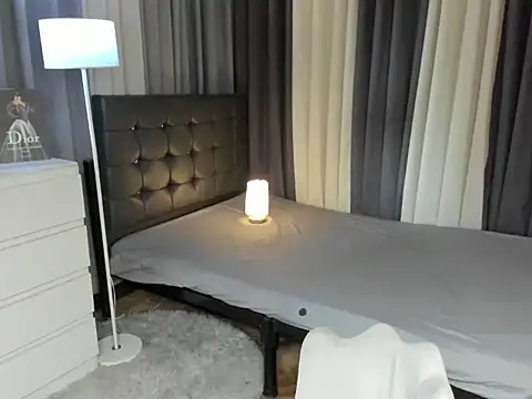 Blaire Samantha online show from 11-27-25, 07:53