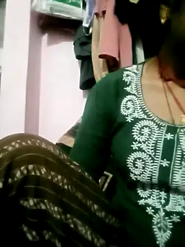Hot-yuo84 online show from 10-05-25, 05:47