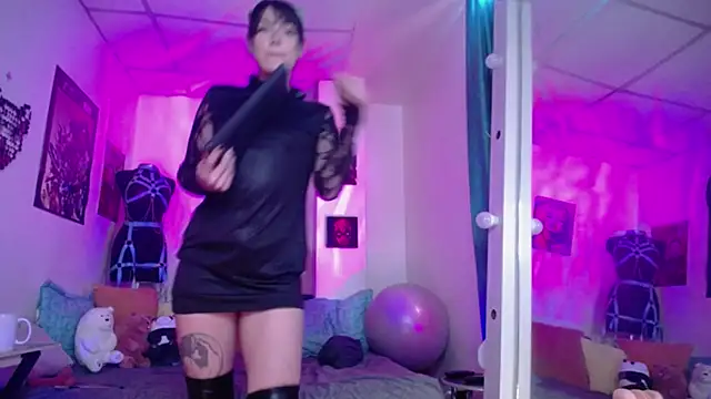 pom-purin online show from 10-24-25, 11:53