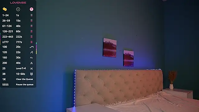 Lisafoxy  online show from 02-24-26, 11:05