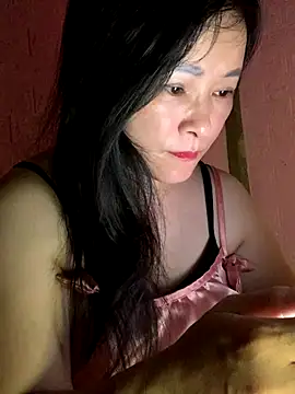 Snapshot of Star-sweet chatting on 10-14-25, 07:31 Star-sweet online show from 10-14-25, 07:31