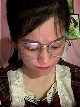 Snapshot of Star-sweet chatting on 10-20-25, 06:59 Star-sweet online show from 10-20-25, 06:59