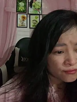 Star-sweet online show from 10-26-25, 04:46