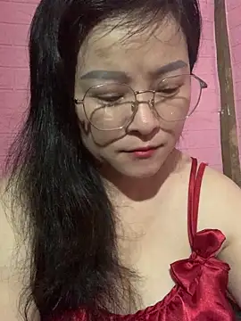 Snapshot of Star-sweet chatting on 10-15-25, 11:57 Star-sweet online show from 10-15-25, 11:57