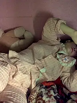 Star-sweet online show from 11-18-25, 03:10