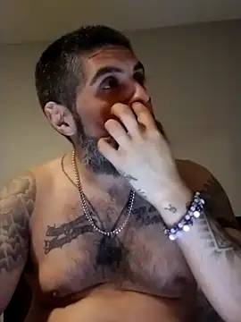 hornylatino702 online show from 01-07-26, 11:37