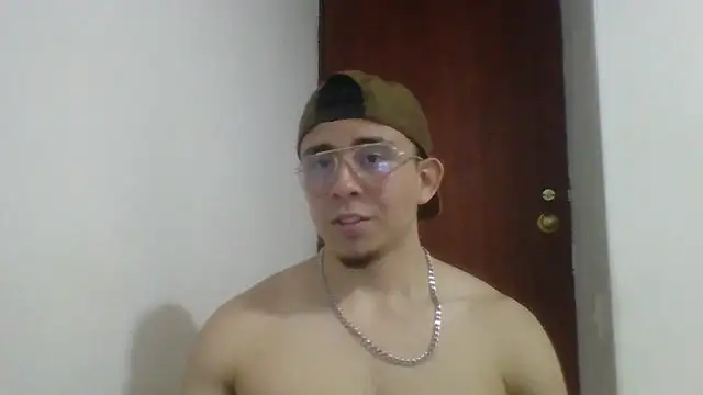 Eross Santy online show from 06-17-26, 12:21