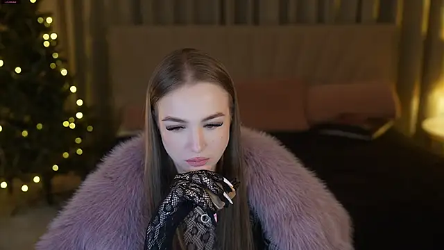 Ella 054 online show from 12-19-25, 01:20