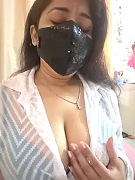 Snapshot of Jenny1401 chatting on 04-19-26, 10:38 Jenny1401 online show from 04-19-26, 10:38