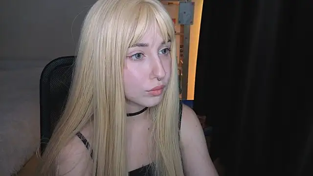 YukiMisa online show from 09-10-25, 01:43