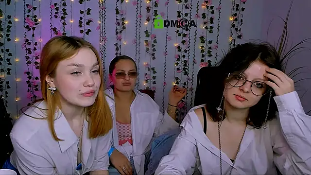 Snapshot of samanta_hotty chatting on 10-18-25, 07:05 samanta hotty online show from 10-18-25, 07:05