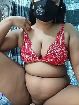 Snapshot of CutePriya59 chatting on 06-08-26, 07:36 CutePriya59 online show from 06-08-26, 07:36
