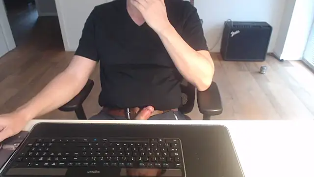 Louis3107 online show from 03-25-26, 09:41