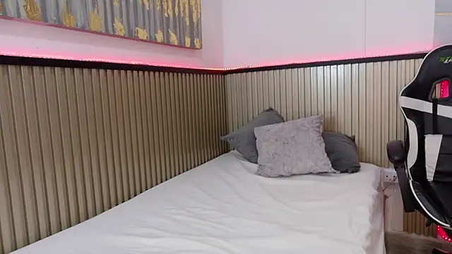 Sammy Lovee online show from 01-17-26, 07:39