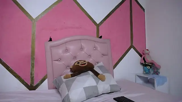 Mia Wilsom online show from 12-03-25, 11:53