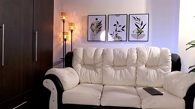 Violeta Foxz online show from 02-28-26, 08:52