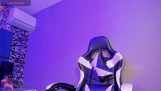 lux bitchx online show from 10-07-25, 04:35