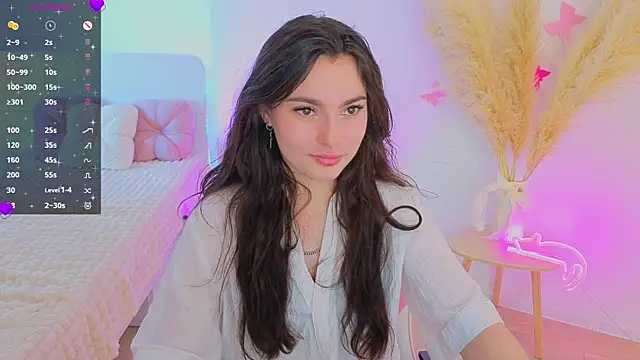 Snapshot of Andres_sssss chatting on 06-14-26, 04:41 Andres sssss online show from 06-14-26, 04:41