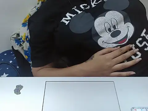 Snapshot of Nataliya_Singh chatting on 03-27-26, 03:57 Nataliya Singh online show from 03-27-26, 03:57