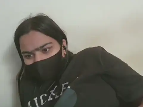 Snapshot of Nataliya_Singh chatting on 04-10-26, 03:13 Nataliya Singh online show from 04-10-26, 03:13