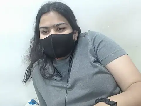 Snapshot of Nataliya_Singh chatting on 03-17-26, 04:43 Nataliya Singh online show from 03-17-26, 04:43