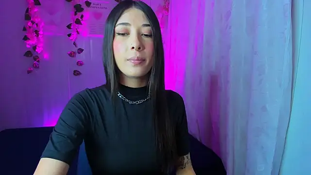 Snapshot of lia__harry chatting on 12-16-25, 01:32 lia harry online show from 12-16-25, 01:32