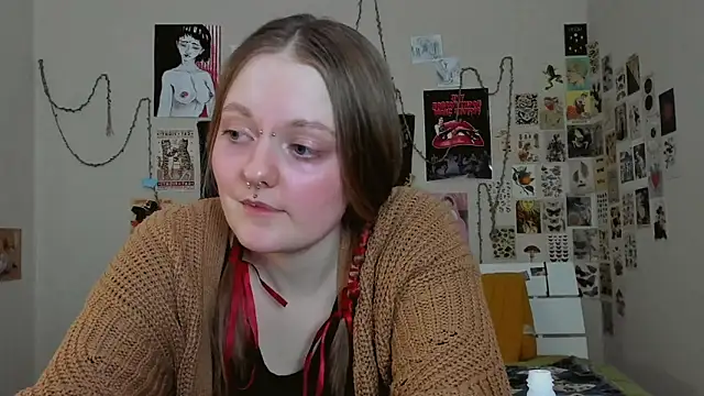 WonderConnie1 online show from 10-19-25, 03:37