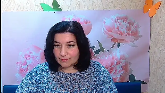 Snapshot of BridjetTur chatting on 10-08-25, 11:23 BridjetTur online show from 10-08-25, 11:23
