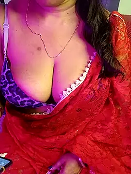 Snapshot of monaa-darling chatting on 10-16-25, 12:57 monaa-darling online show from 10-16-25, 12:57