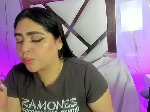 im bunny   online show from 02-28-26, 12:05