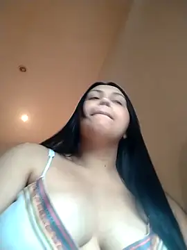 Alessandraa- online show from 04-22-26, 10:16