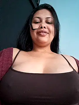 Alessandraa- online show from 05-13-26, 09:33