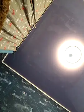 Snapshot of nukaatvinta chatting on 10-30-25, 02:47 nukaatvinta online show from 10-30-25, 02:47