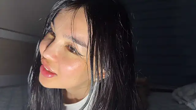 liuli flower online show from 12-17-25, 10:59