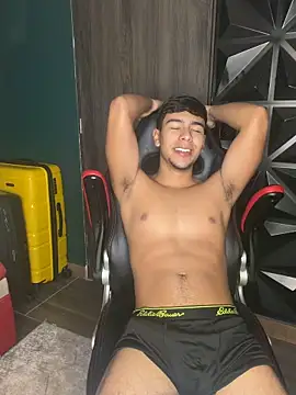 CHR58  online show from 10-21-25, 03:06