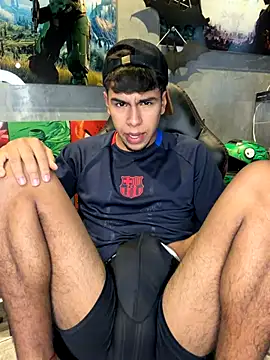 CHR58  online show from 10-25-25, 02:17