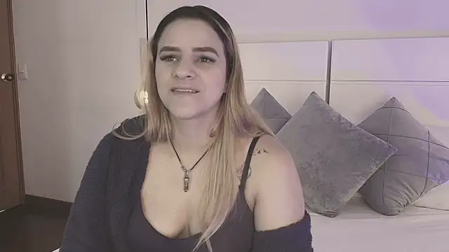 Snapshot of Dakota_Megan_69 chatting on 10-07-25, 02:18 Dakota Megan 69 online show from 10-07-25, 02:18