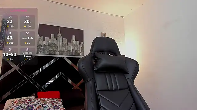 iamCharlotte19 online show from 10-04-25, 07:26
