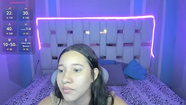 iamCharlotte19 online show from 11-11-25, 06:36