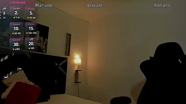 iamCharlotte19 online show from 10-11-25, 07:37