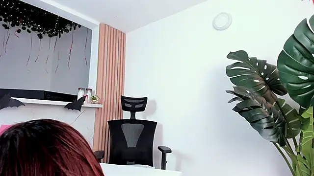 AlinaSweett  online show from 10-26-25, 03:45