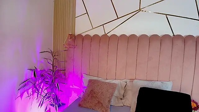 RILLEY ALLEN online show from 10-18-25, 03:36