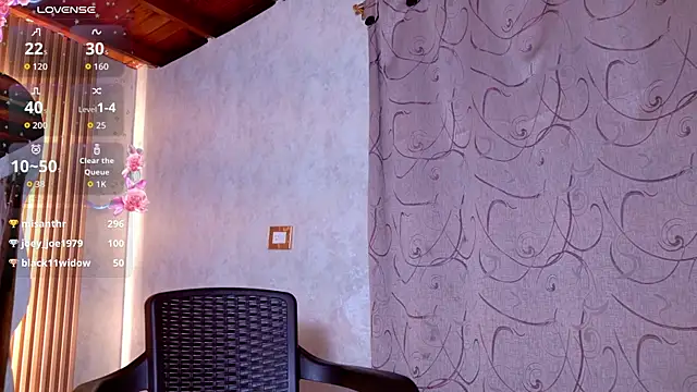 Luna sophya online show from 09-21-25, 11:43