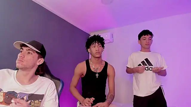Handsomeboyss19 online show from 07-01-26, 12:44