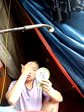 Snapshot of hera-00 chatting on 09-28-25, 12:39 hera-00 online show from 09-28-25, 12:39