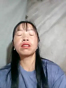 Snapshot of hera-00 chatting on 09-12-25, 10:09 hera-00 online show from 09-12-25, 10:09