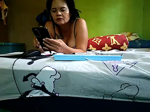 pussywet 08 online show from 04-08-26, 04:14